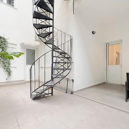 Ferienwohnung Aventura Comfortable 90Sqm Apt In Kato Patisia Athen Exterior foto