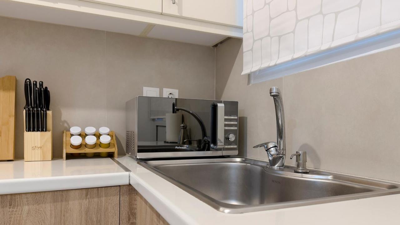 Ferienwohnung Aventura Comfortable 90Sqm Apt In Kato Patisia Athen Exterior foto