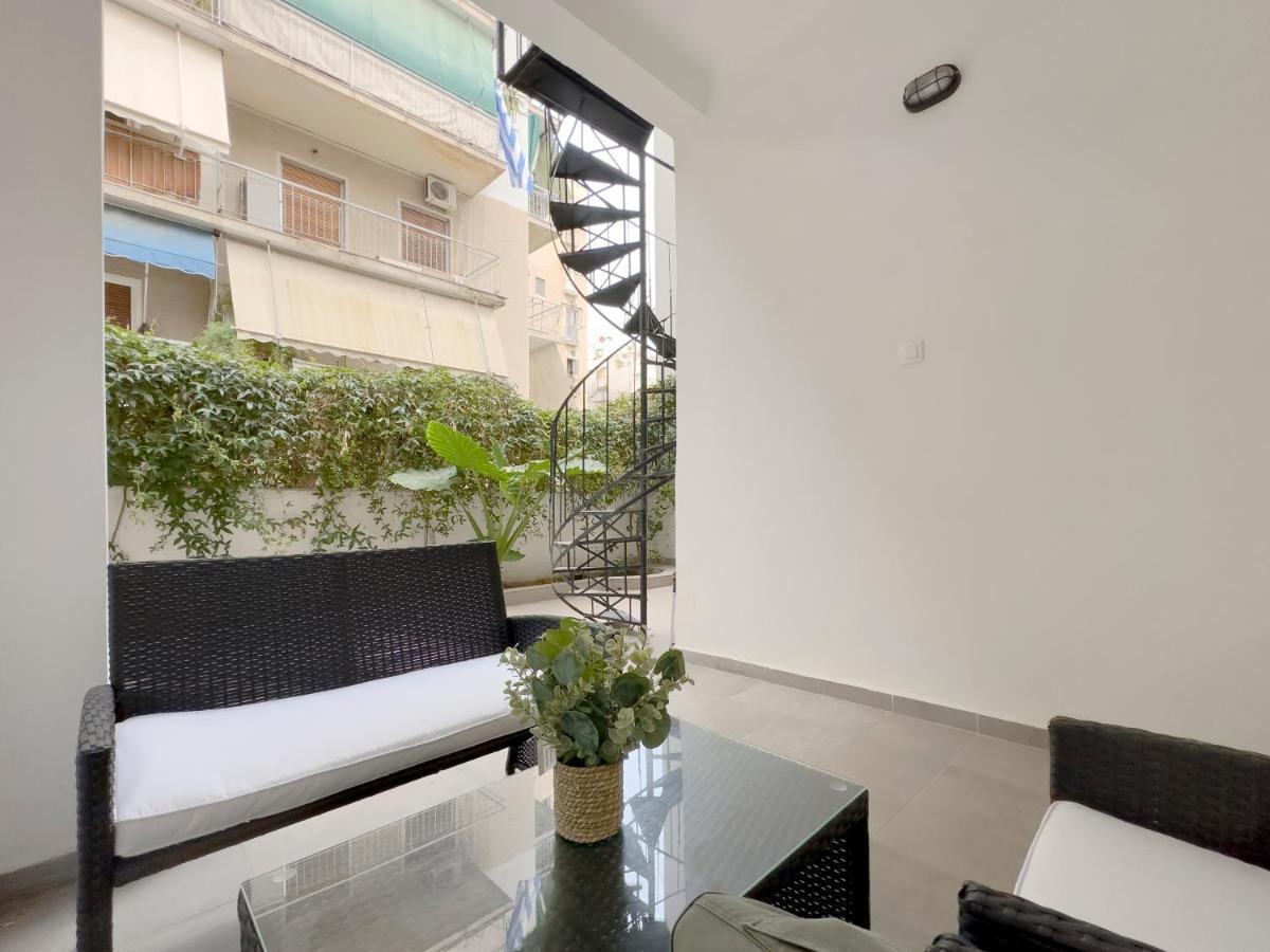 Ferienwohnung Aventura Comfortable 90Sqm Apt In Kato Patisia Athen Exterior foto